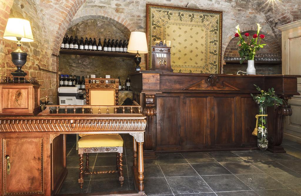 Dimora I Manichei Hotel Monforte dʼAlba Kültér fotó